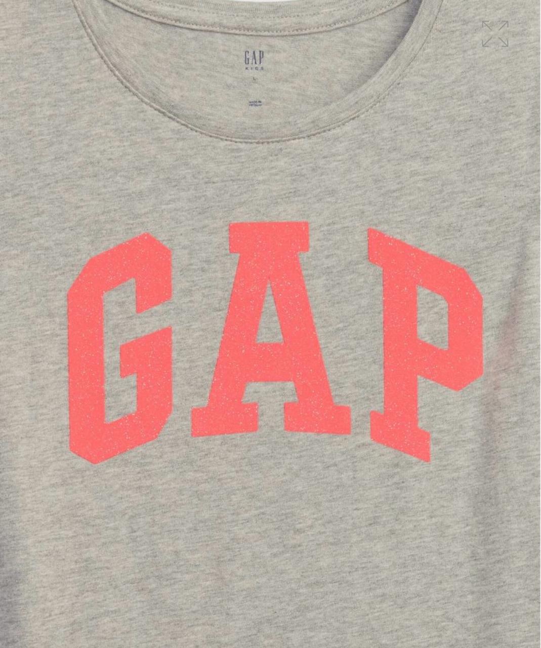 GAP logo shirt