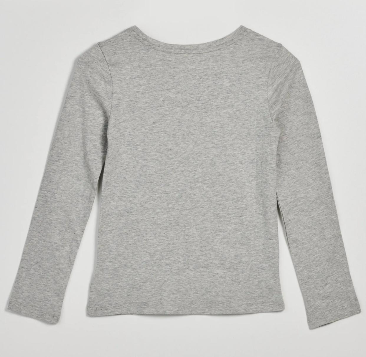 GAP logo shirt