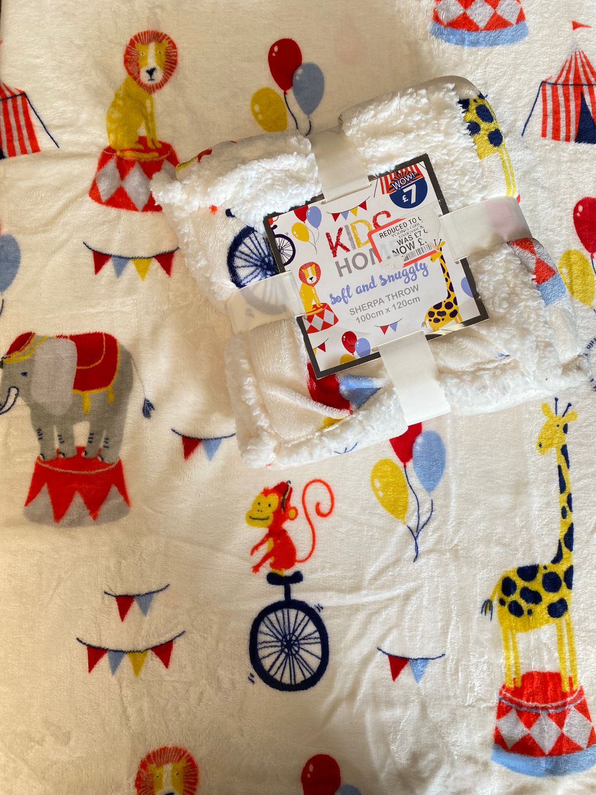 BNM circus throw
