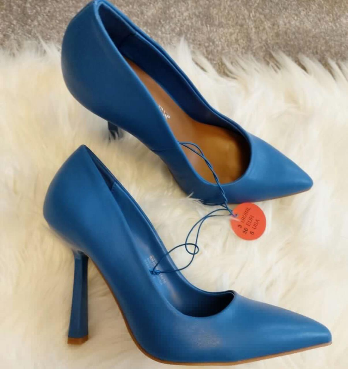 Woman Blue Court shoes