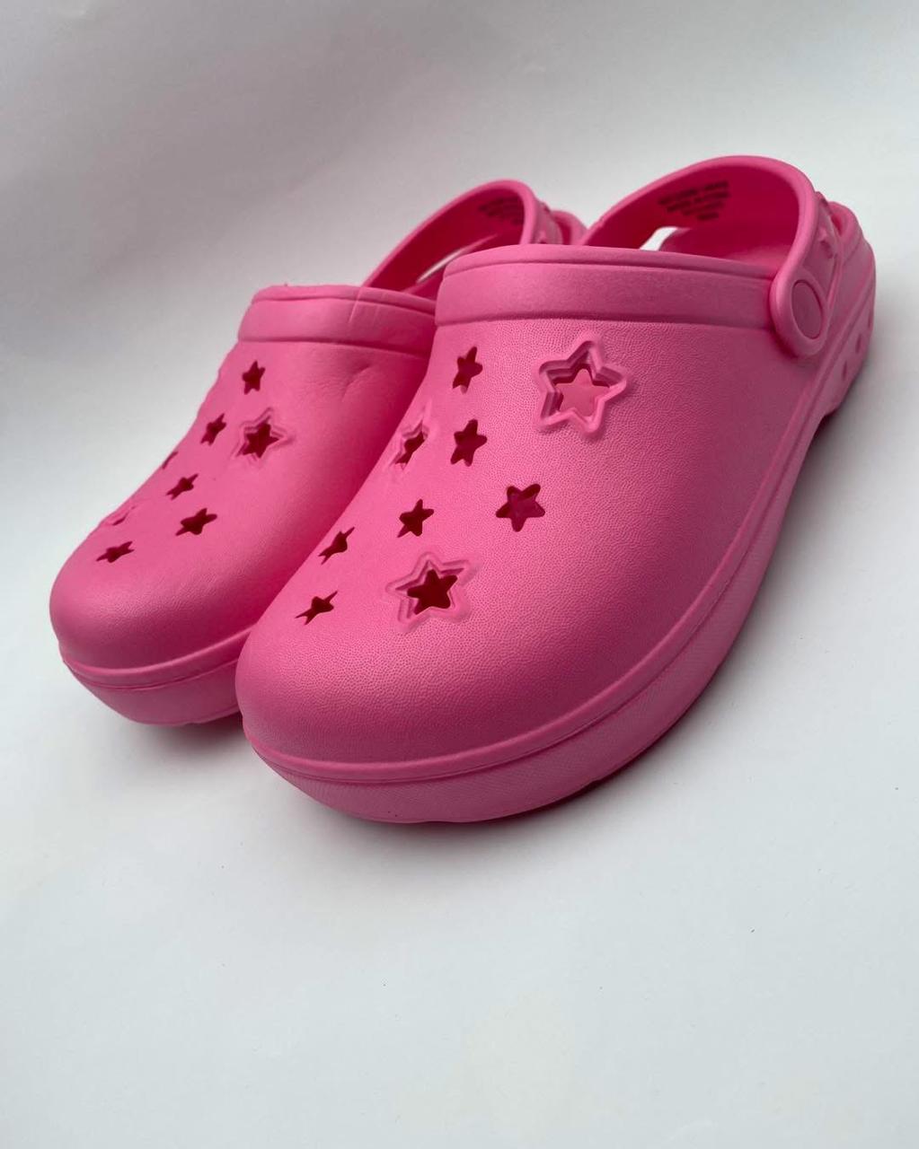 Dar pink star crocs